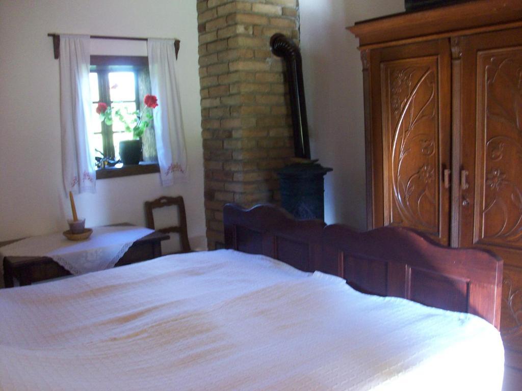 爱思诺村斯塔拉隆亚酒店 Lonja 客房 照片
